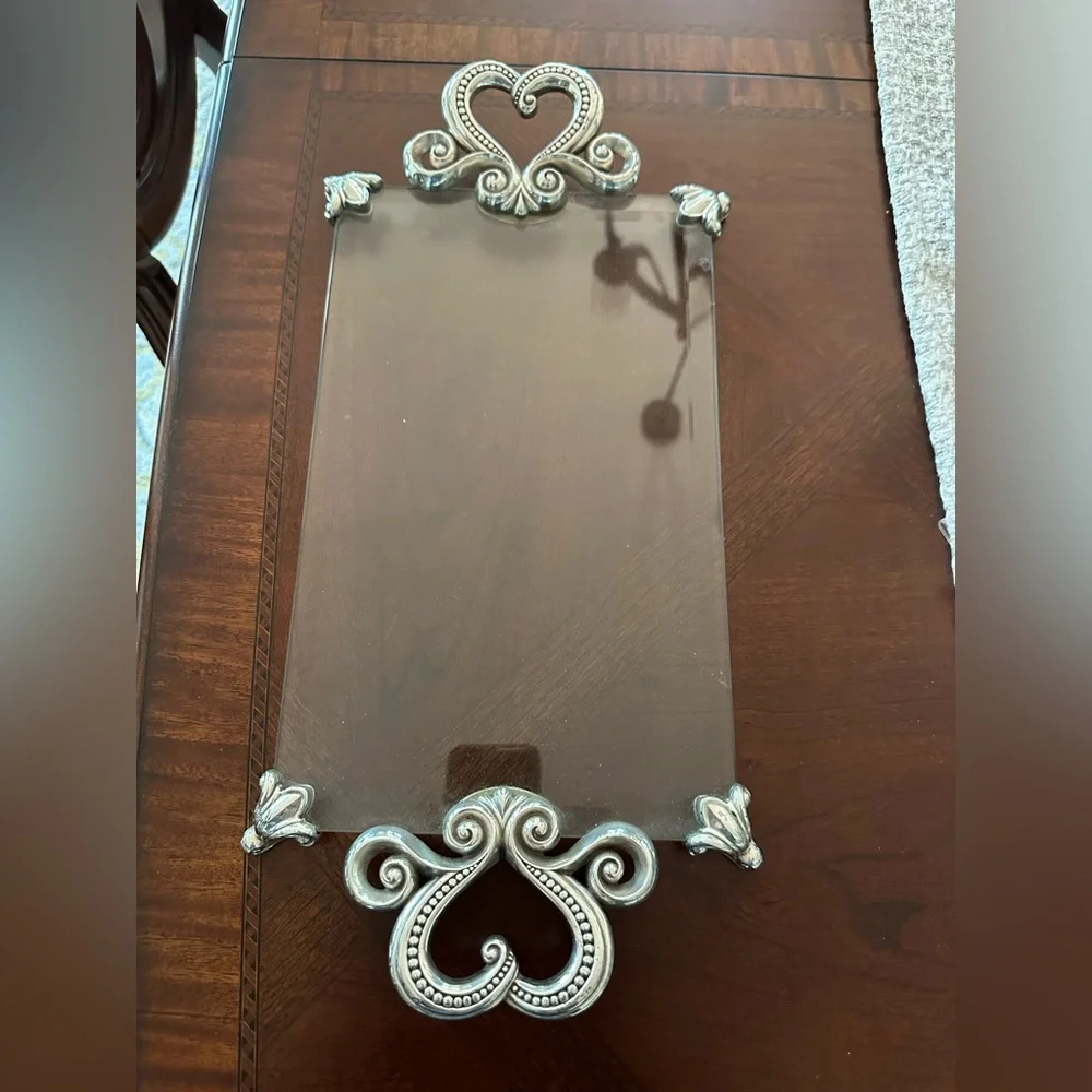 VINTAGE BRIGHTON MARIE ANTOINETTE SILVER HEART BEVELED GLASS VANITY TRAY VGUC